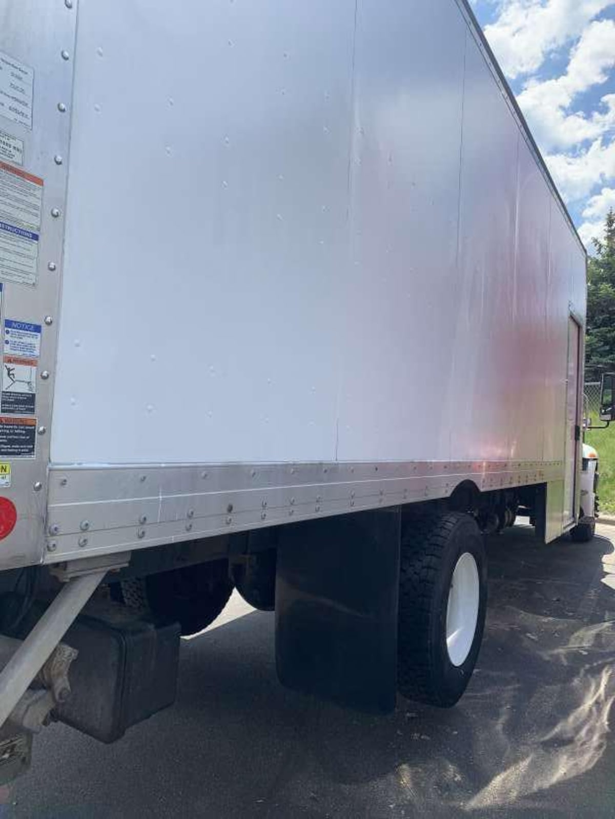 2018 International 4300 in Minneapolis, MN — photo 4