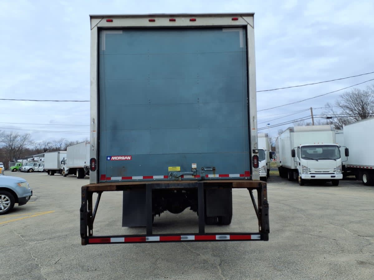 2018 Freightliner M2 106 in Warwick, RI — photo 5