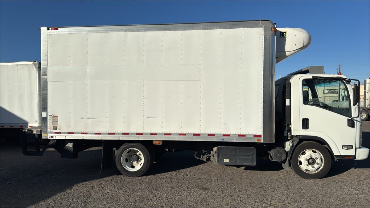 2018 Isuzu NQR in North Las Vegas, NV — photo 6