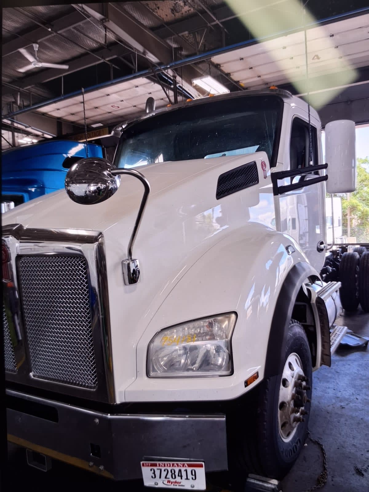 2018 Kenworth T880 in Dallas, TX — photo 3