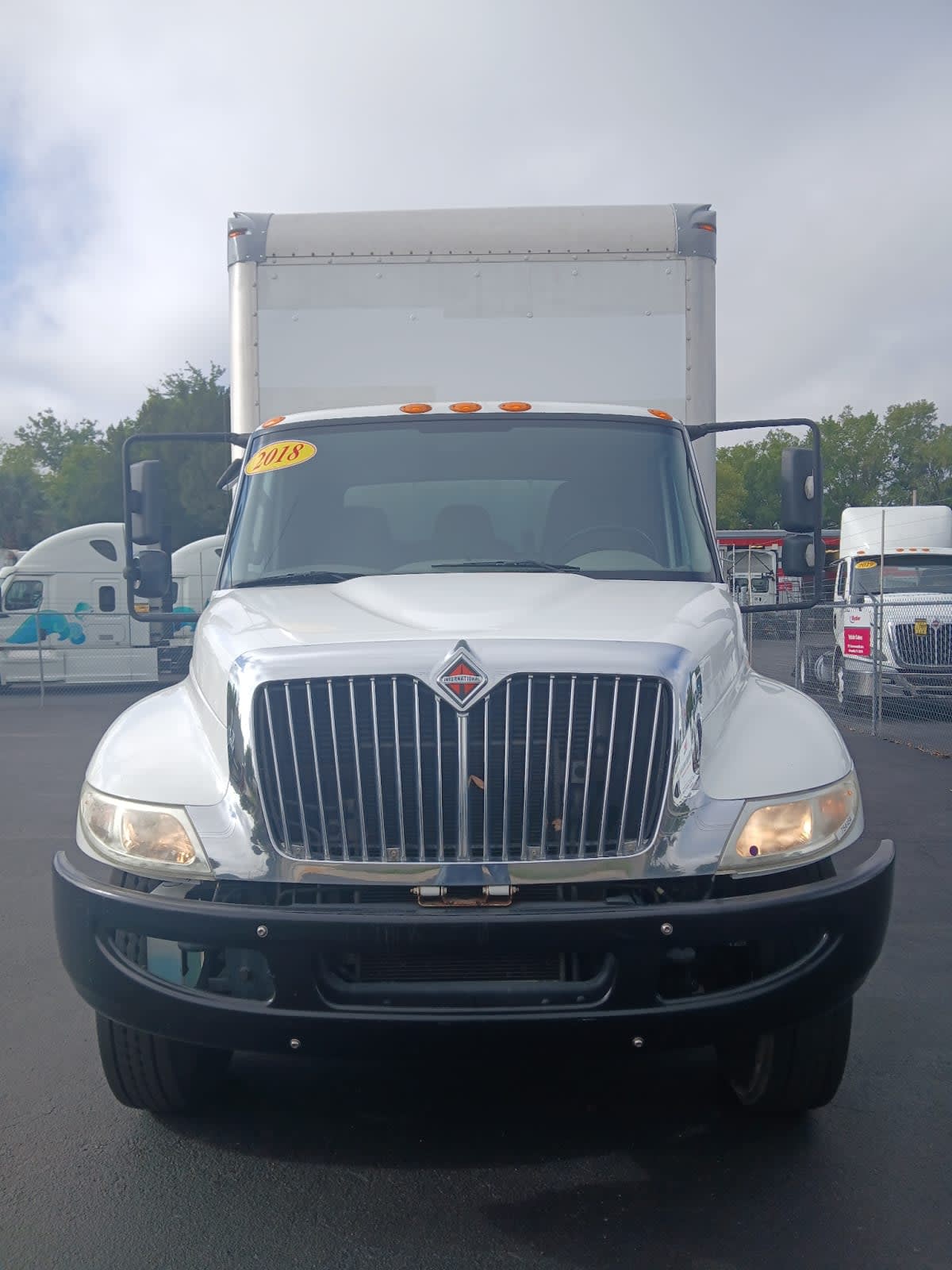 2018 International 4300 in Jacksonville, FL — photo 2