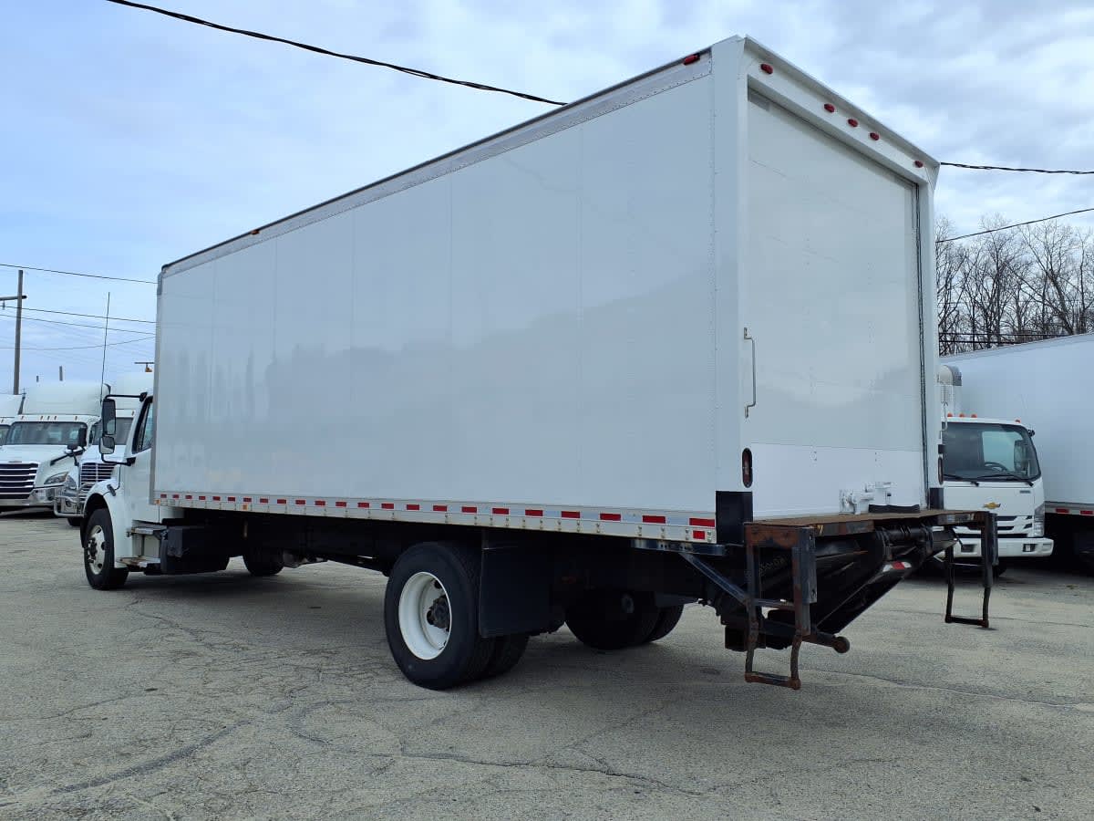 2018 Freightliner M2 106 in Warwick, RI — photo 6