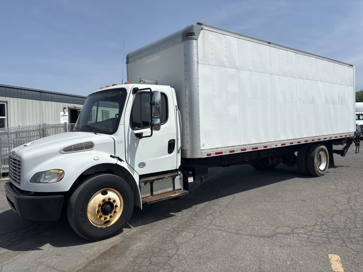 2018 Freightliner M2 106