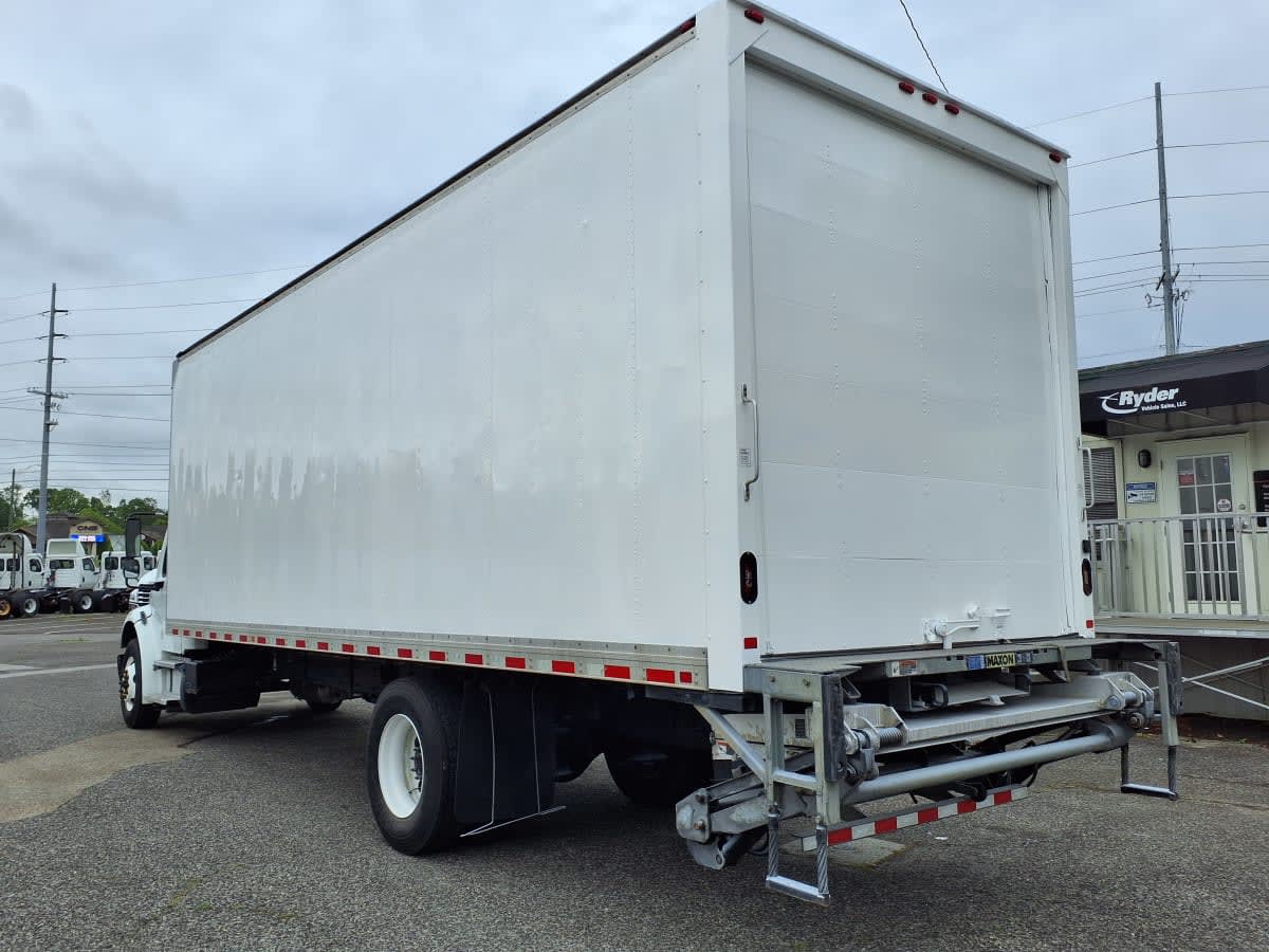 2018 Freightliner M2 106 in Knoxville, TN — photo 6