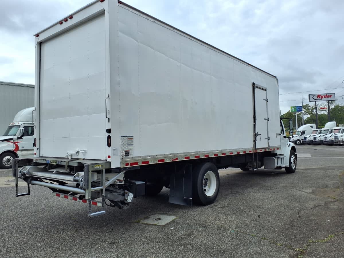 2018 Freightliner M2 106 in Knoxville, TN — photo 4