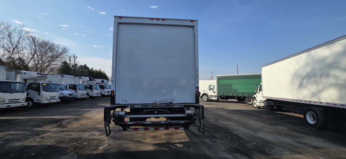 2018 Freightliner M2 106 in Bensalem, PA — photo 5