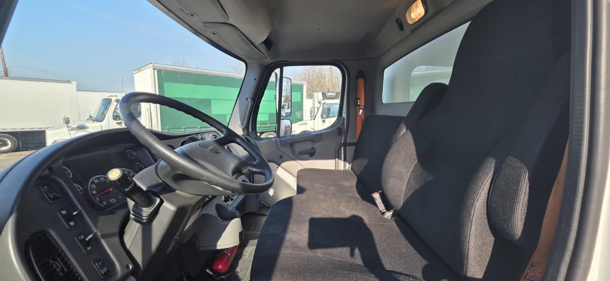 2018 Freightliner M2 106 in Bensalem, PA — photo 7