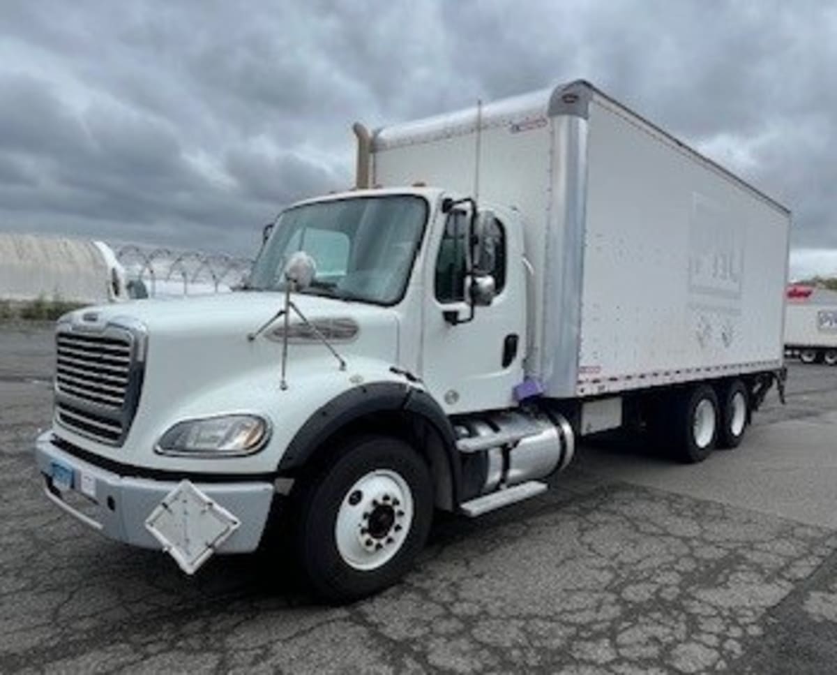 2018 Freightliner M2 112