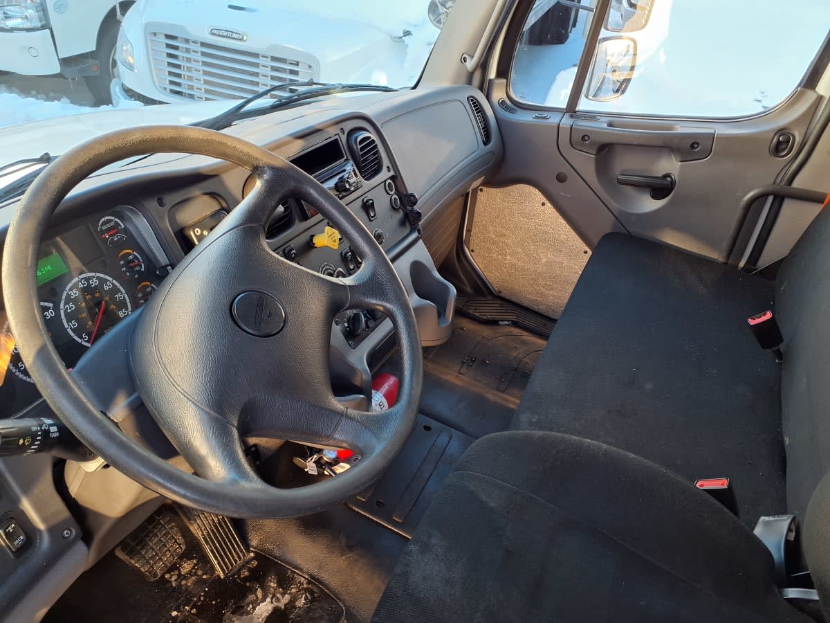 2018 Freightliner M2 106 in Warwick, RI — photo 7