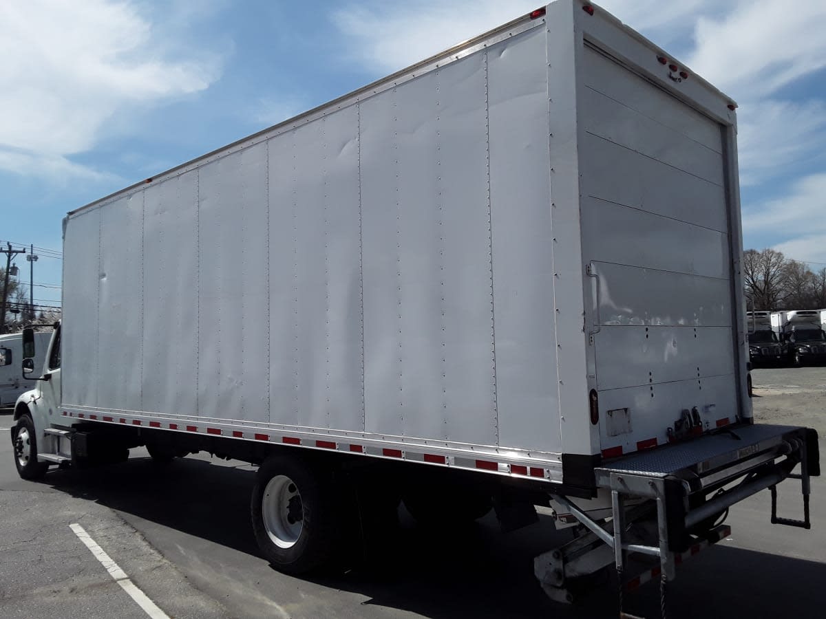 2018 Freightliner M2 106 in Charlotte, NC — photo 6