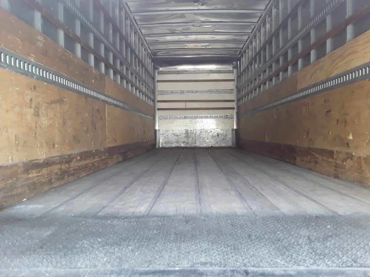2018 Freightliner M2 106 in Charlotte, NC — photo 8