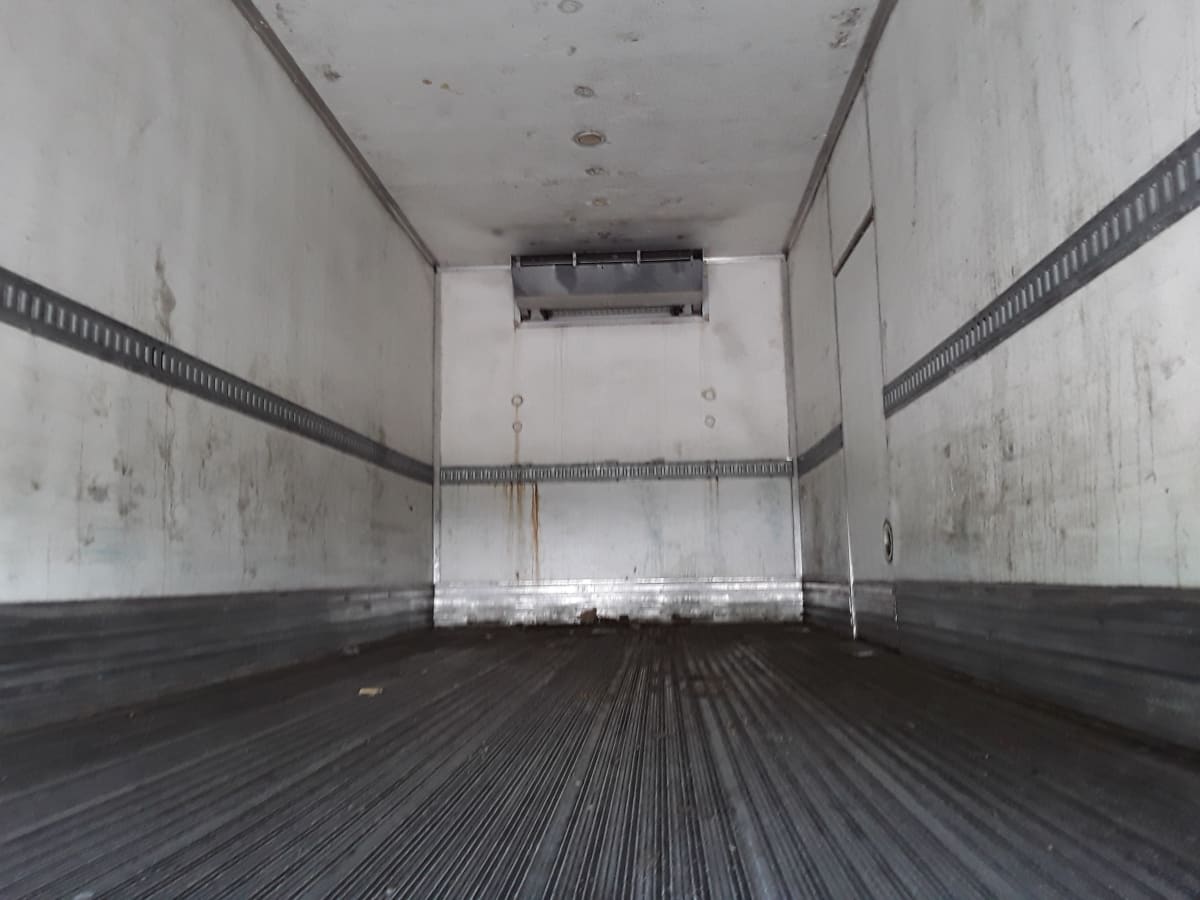 2018 Hino 268 in Salisbury, MA — photo 9
