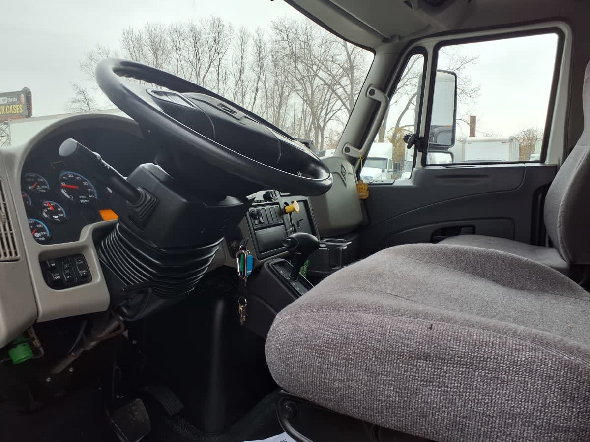 2018 International 4300 in Taylor, MI — photo 8
