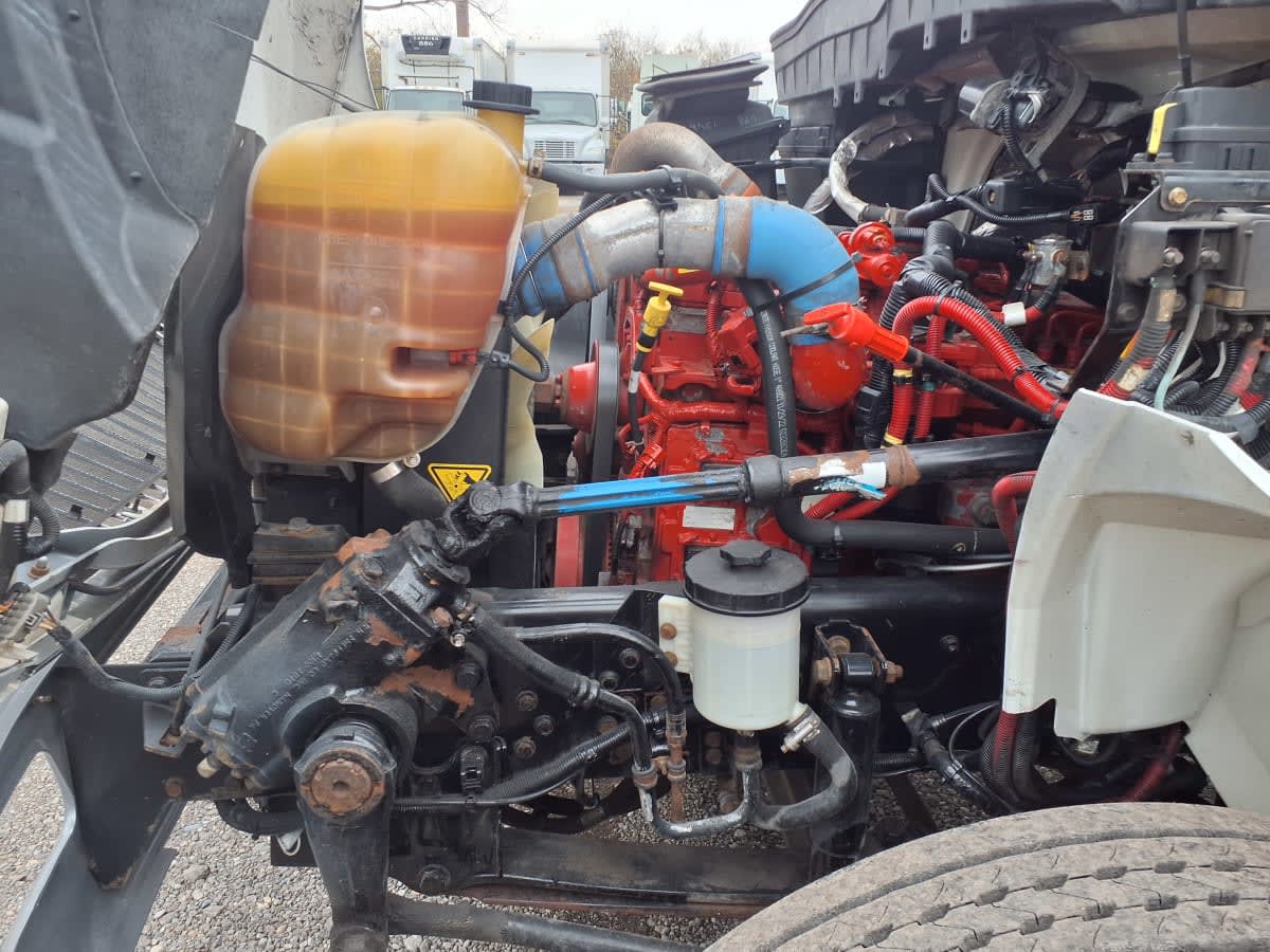 2018 International 4300 in Taylor, MI — photo 10