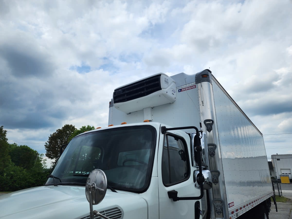 2018 Freightliner M2 106 in Greensboro, NC — photo 7