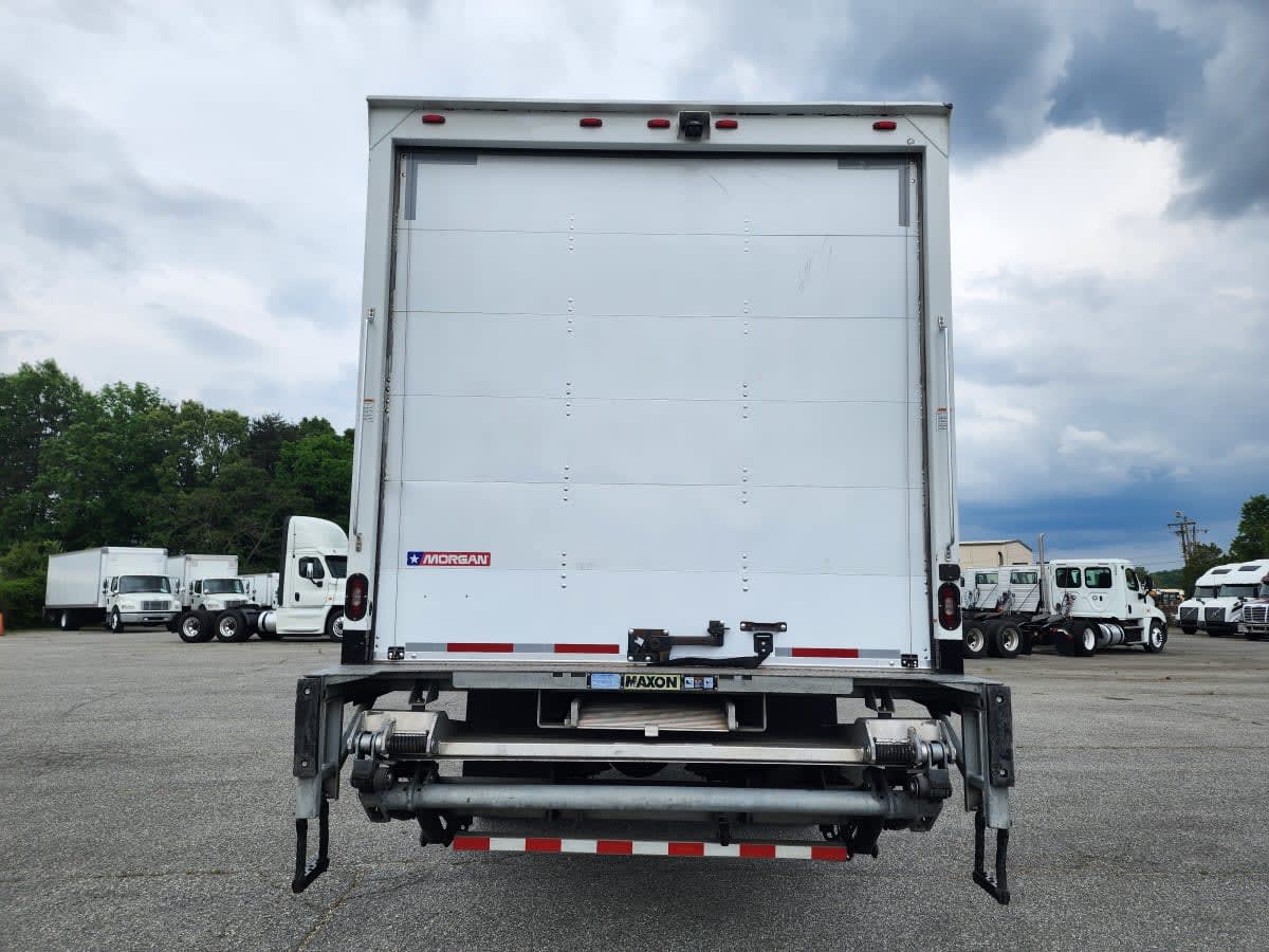 2018 Freightliner M2 106 in Greensboro, NC — photo 5