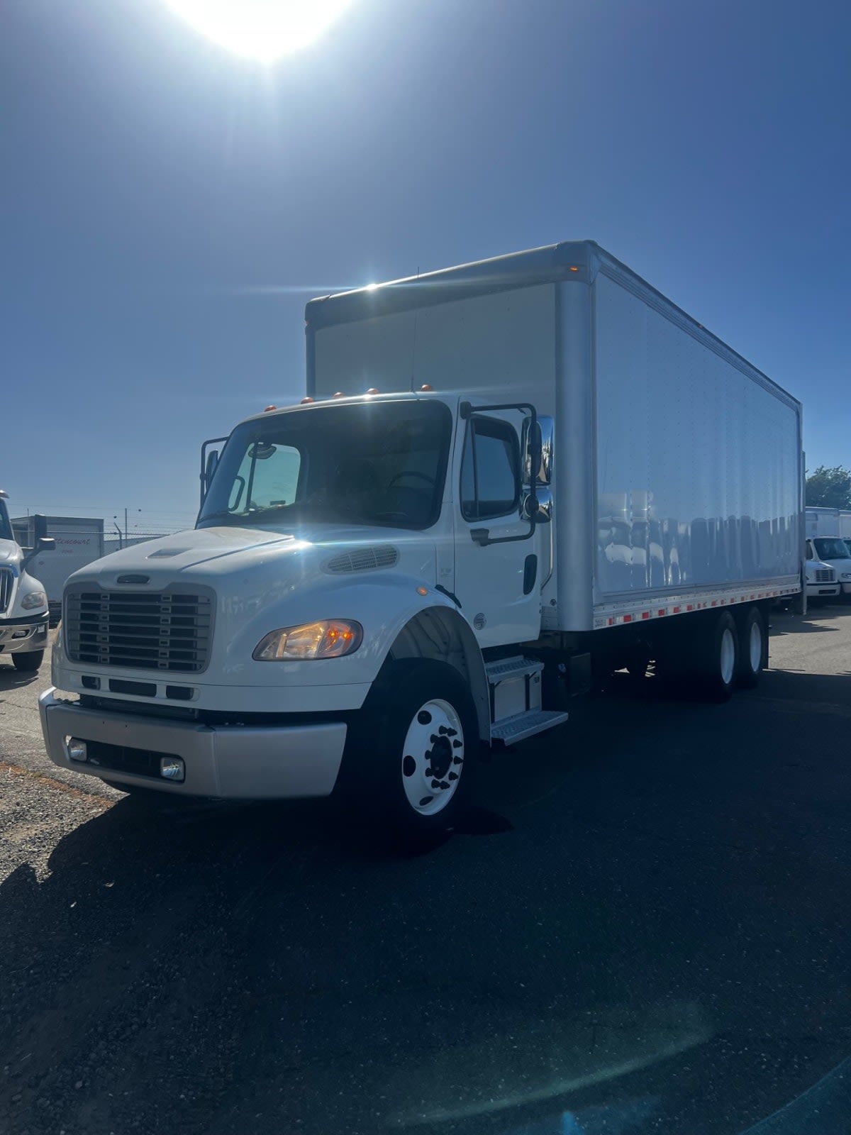 2018 Freightliner M2 106