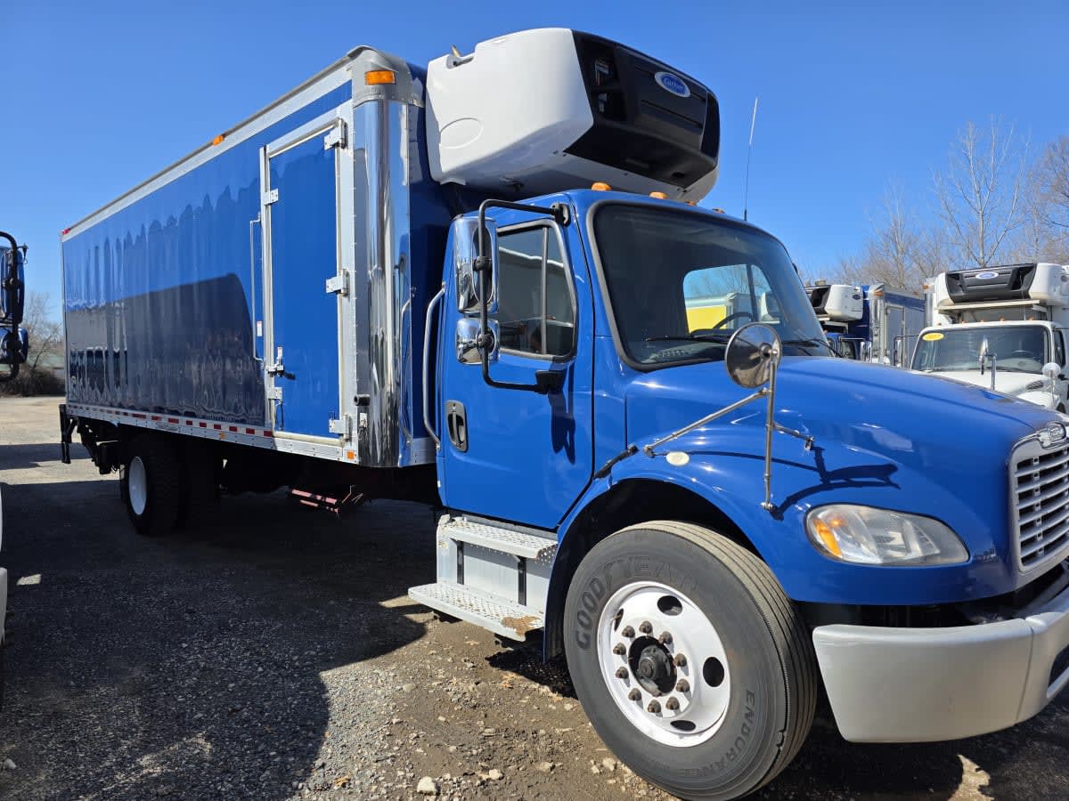 2018 Freightliner M2 106 in Bensalem, PA — photo 3