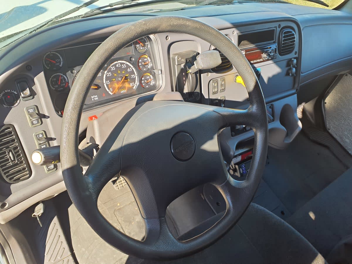 2018 Freightliner M2 106 in Converse, TX — photo 8