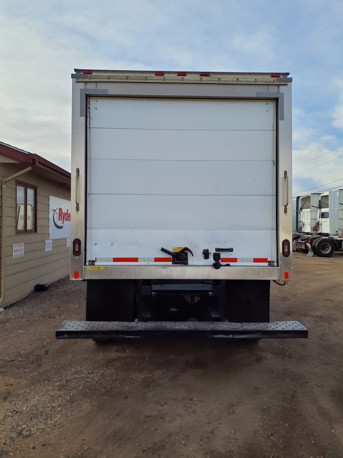 2018 Freightliner M2 106 in Commerce City, CO — photo 5