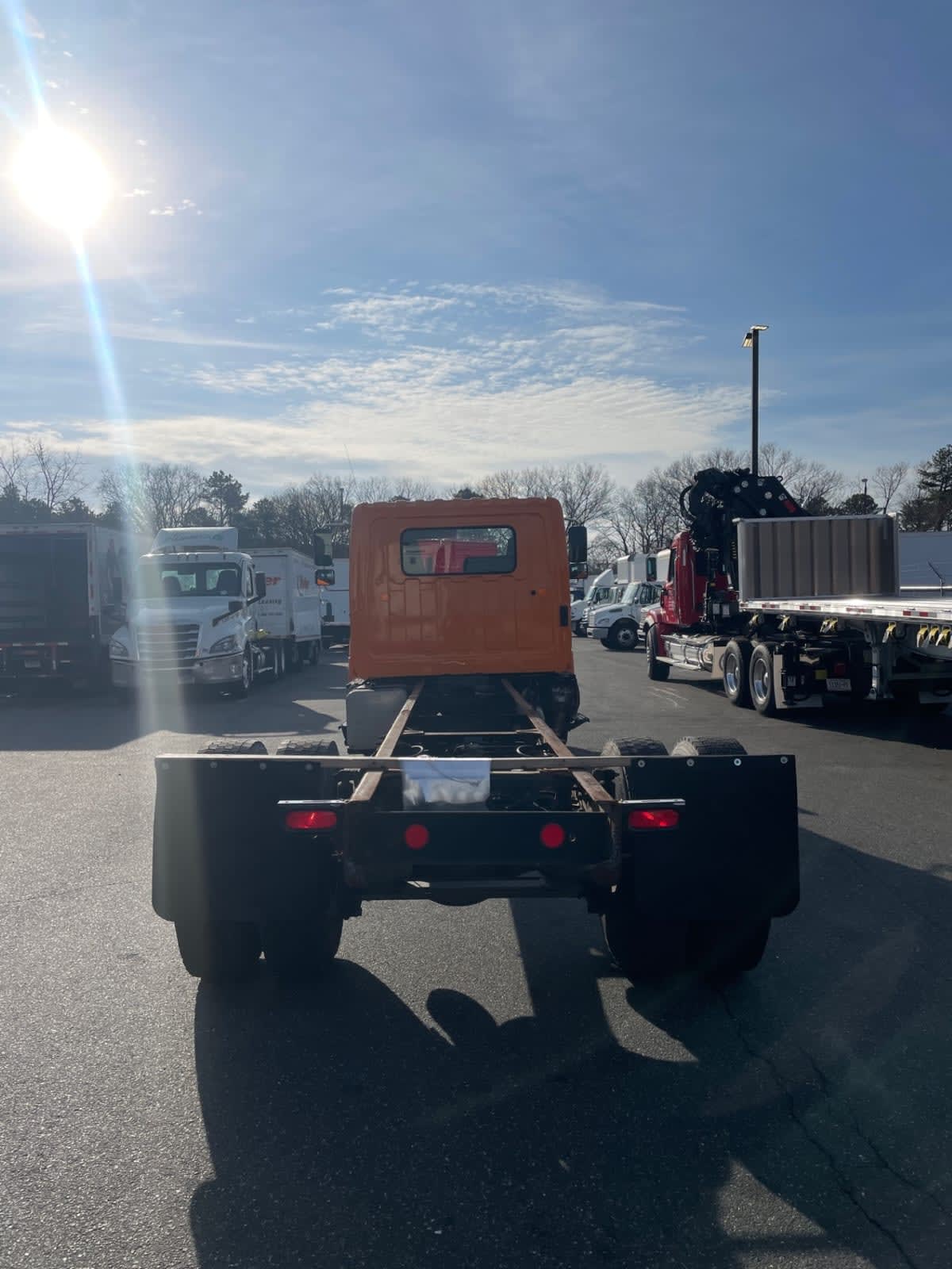 2018 Hino 268 in Farmingdale, NY — photo 5