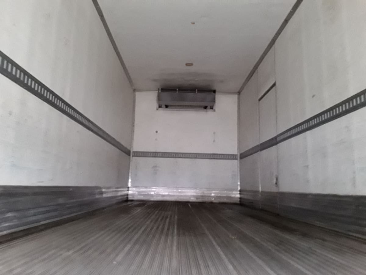 2018 Hino 268 in Salisbury, MA — photo 9