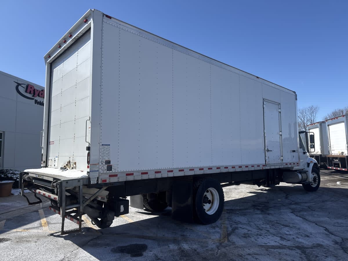 2018 International 4300 in Bolingbrook, IL — photo 4