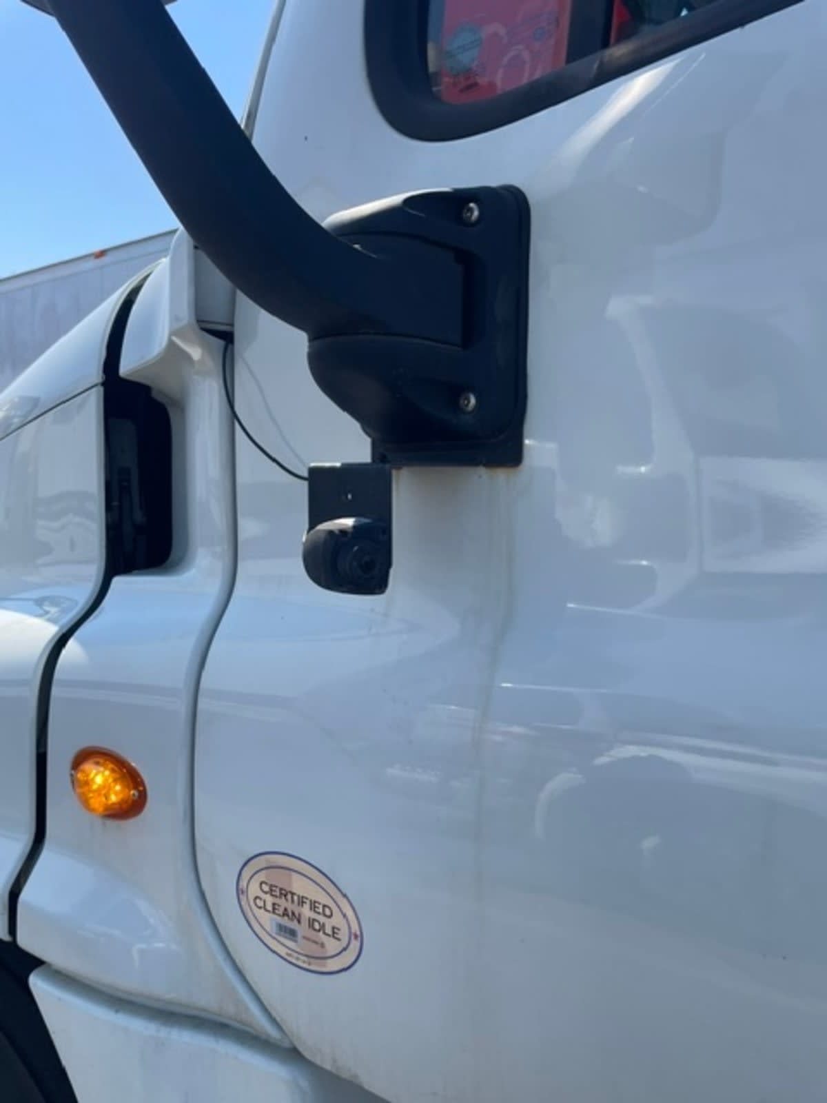 2018 Freightliner Cascadia in Farmingdale, NY — photo 11