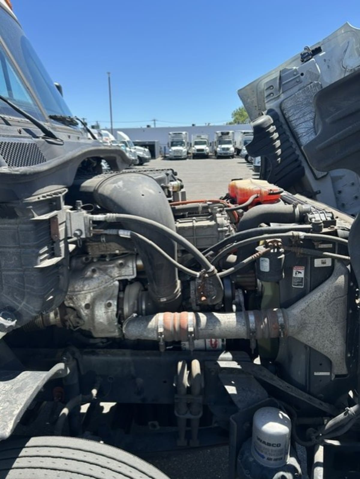 2018 Freightliner Cascadia in Farmingdale, NY — photo 11
