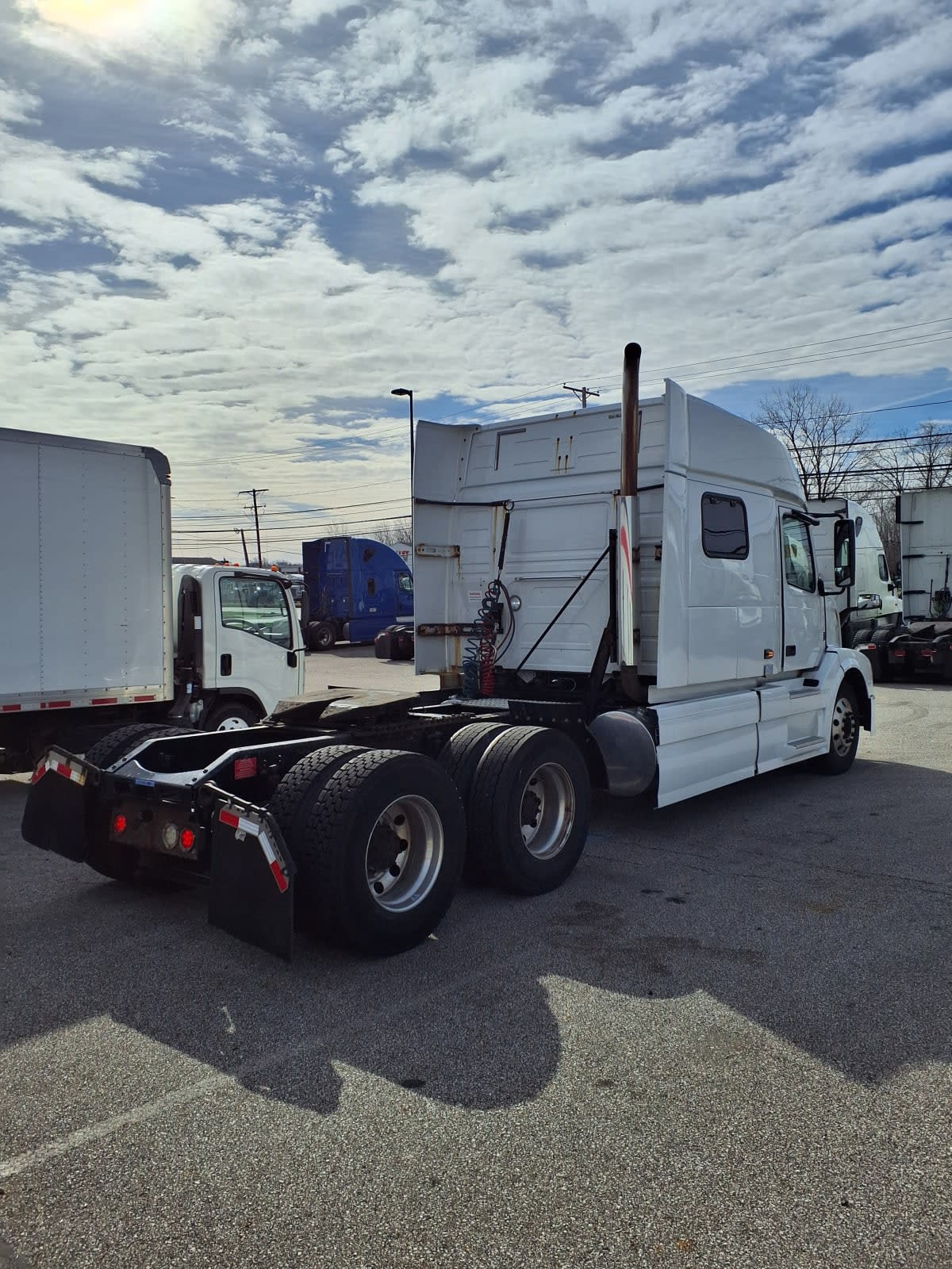 2018 Volvo in Cleveland, OH — photo 4