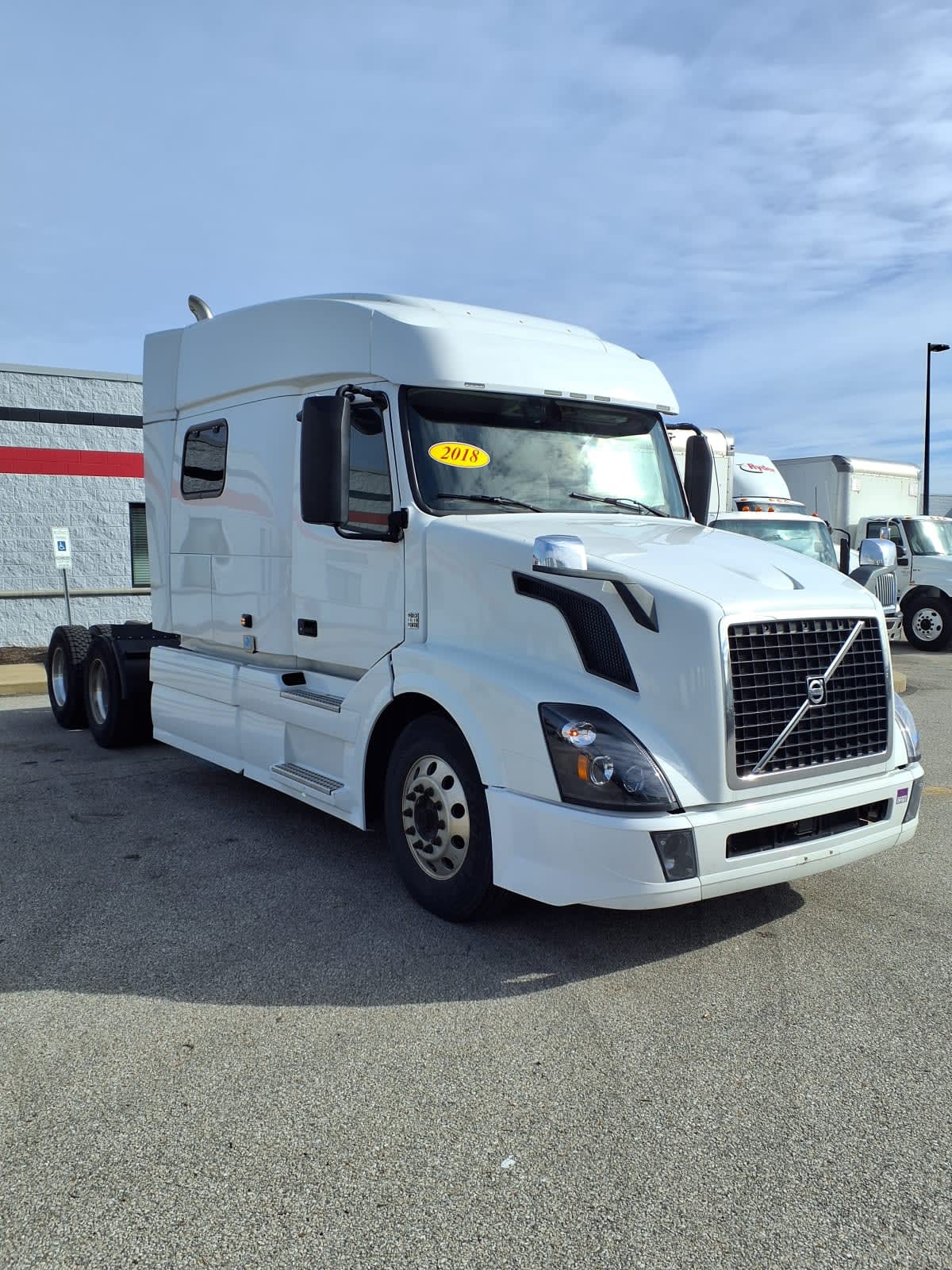 2018 Volvo in Cleveland, OH — photo 3