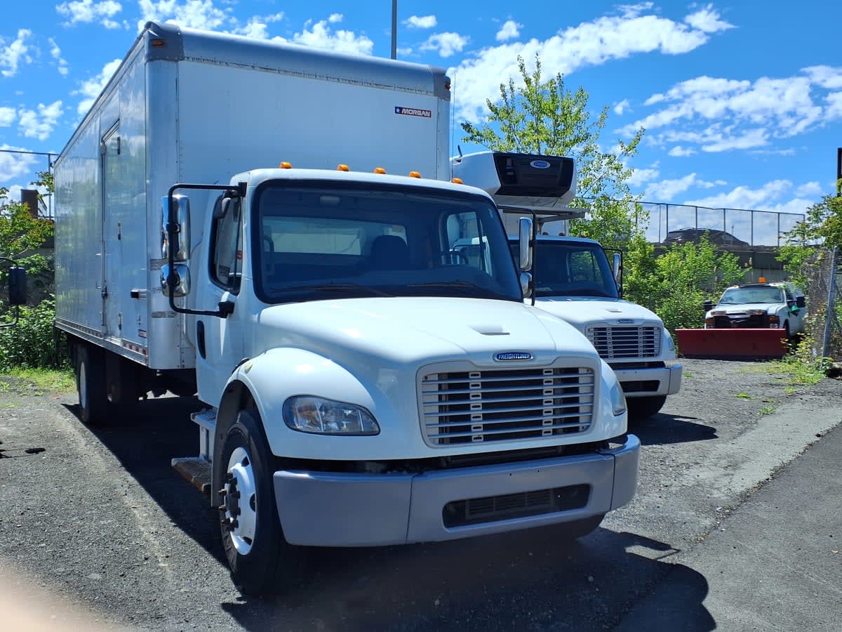 2018 Freightliner M2 106 in Kearny, NJ — photo 4