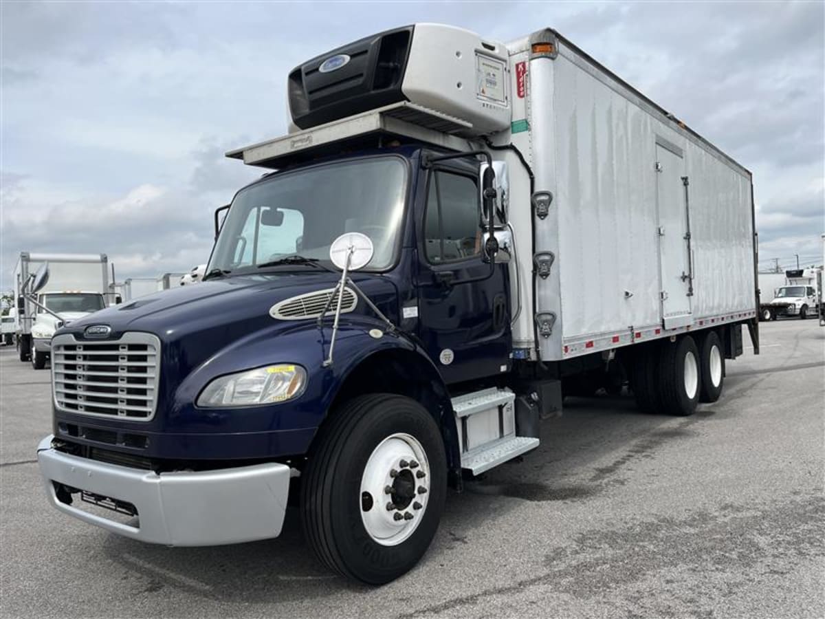 2019 Freightliner M2 106