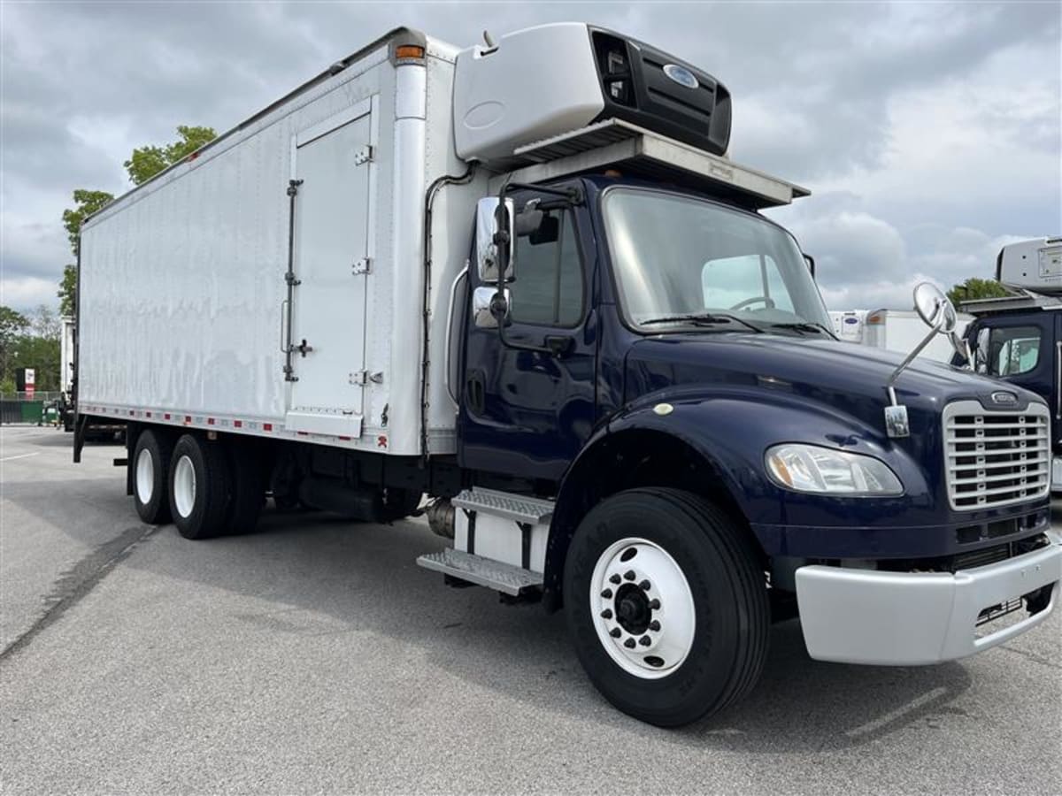 2019 Freightliner M2 106 in Beltsville, MD — photo 3