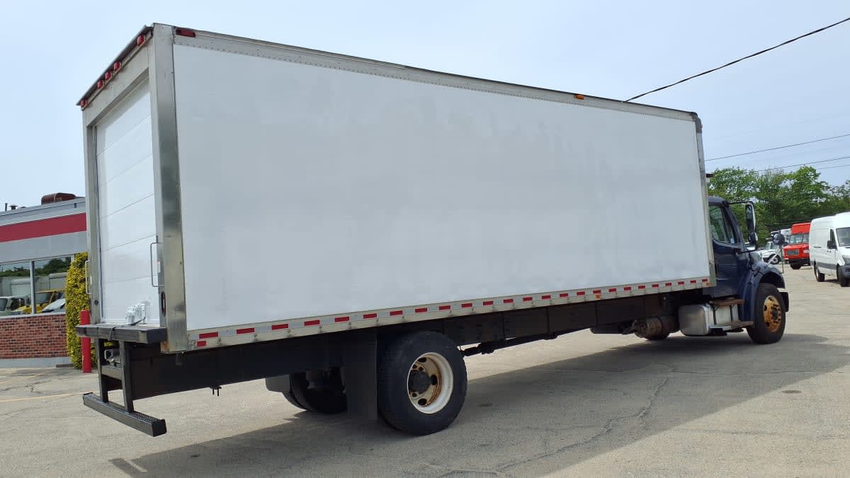 2018 Freightliner M2 106 in Warwick, RI — photo 4