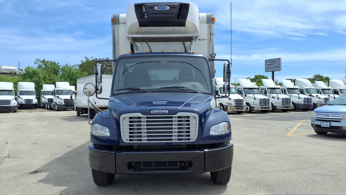 2018 Freightliner M2 106 in Warwick, RI — photo 2