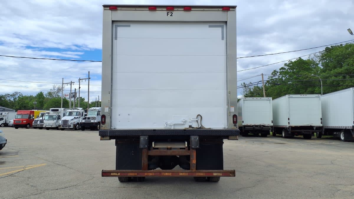 2018 Freightliner M2 106 in Warwick, RI — photo 5