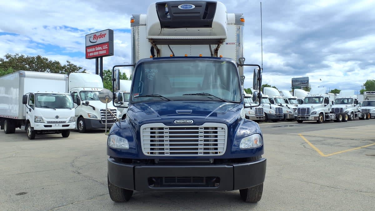 2018 Freightliner M2 106 in Warwick, RI — photo 2