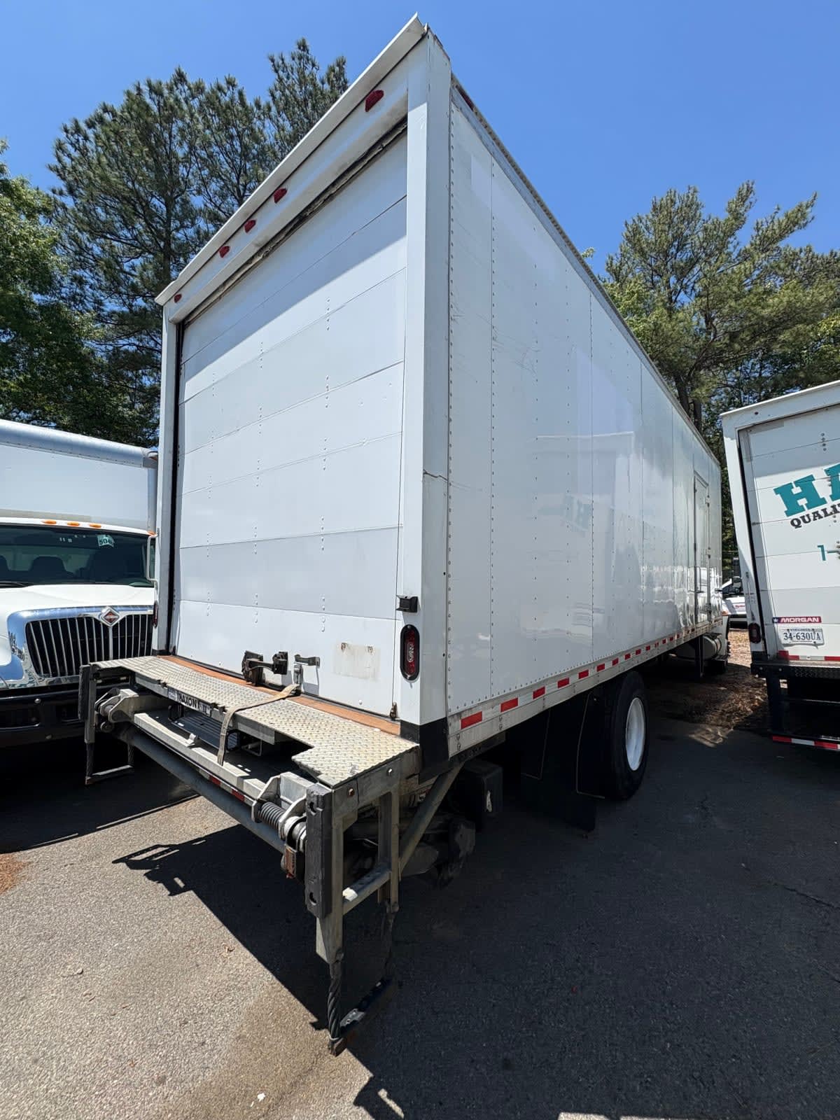 2018 International 4300 in Ashland, VA — photo 4
