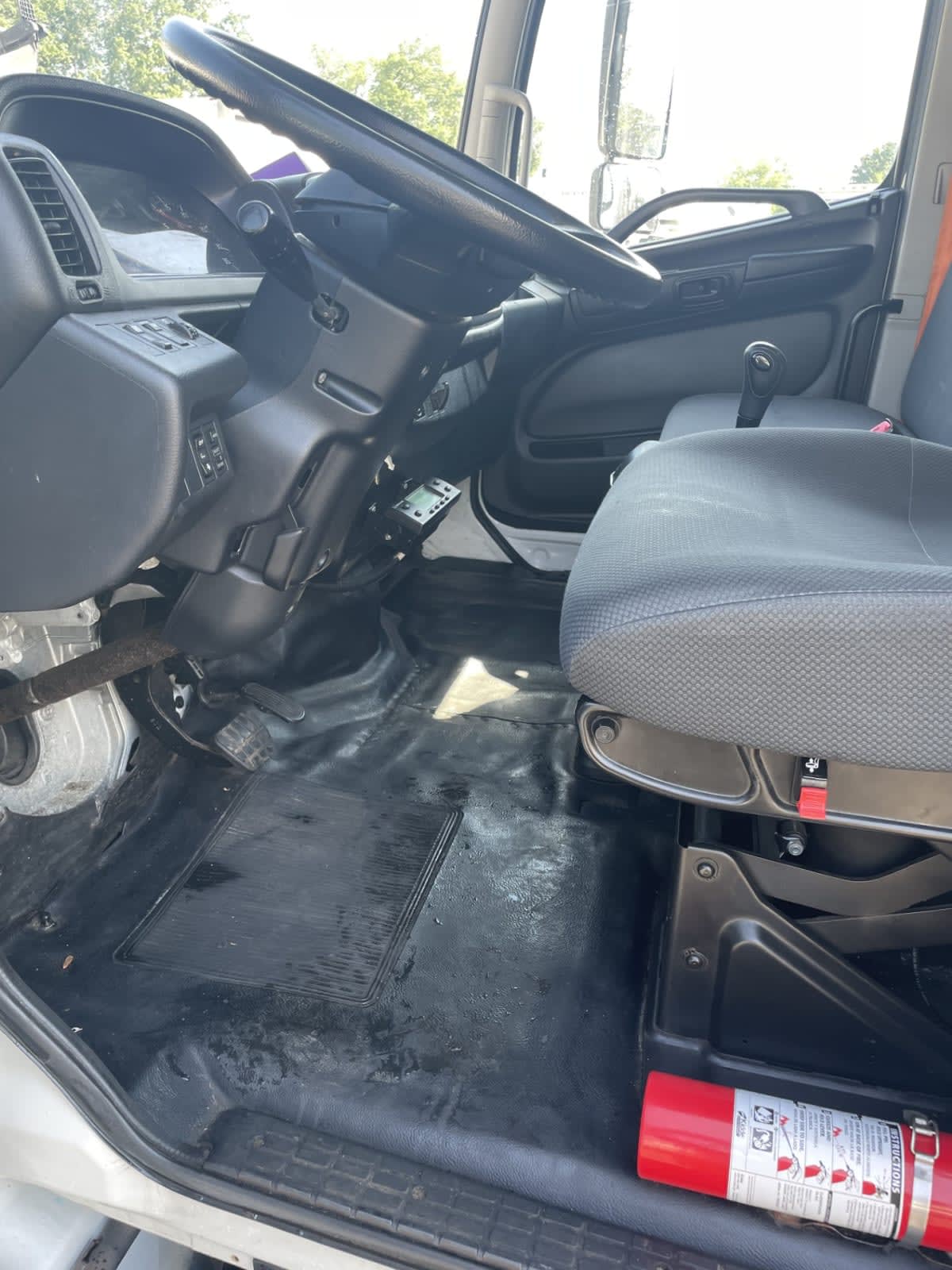2019 Hino 338 in Kearny, NJ — photo 8
