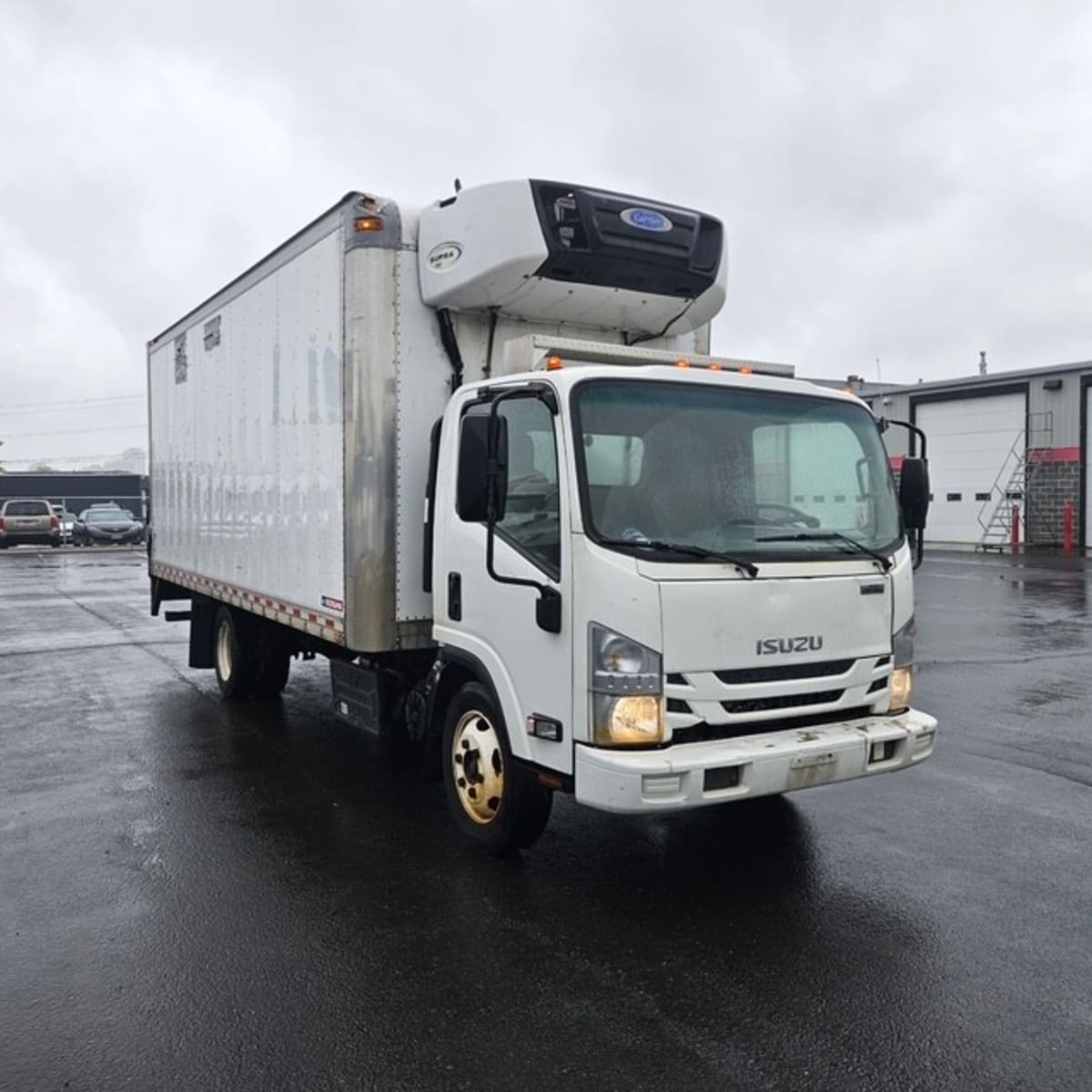2018 Isuzu NQR in Springfield, MA — photo 3