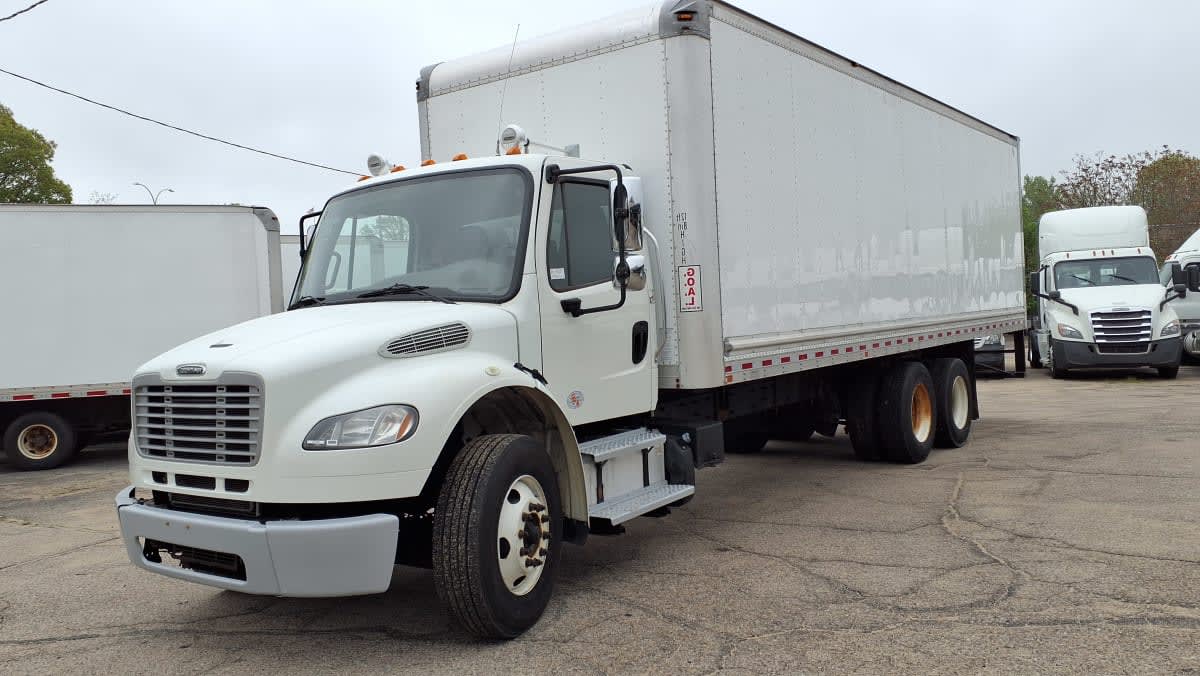 2018 Freightliner M2 106