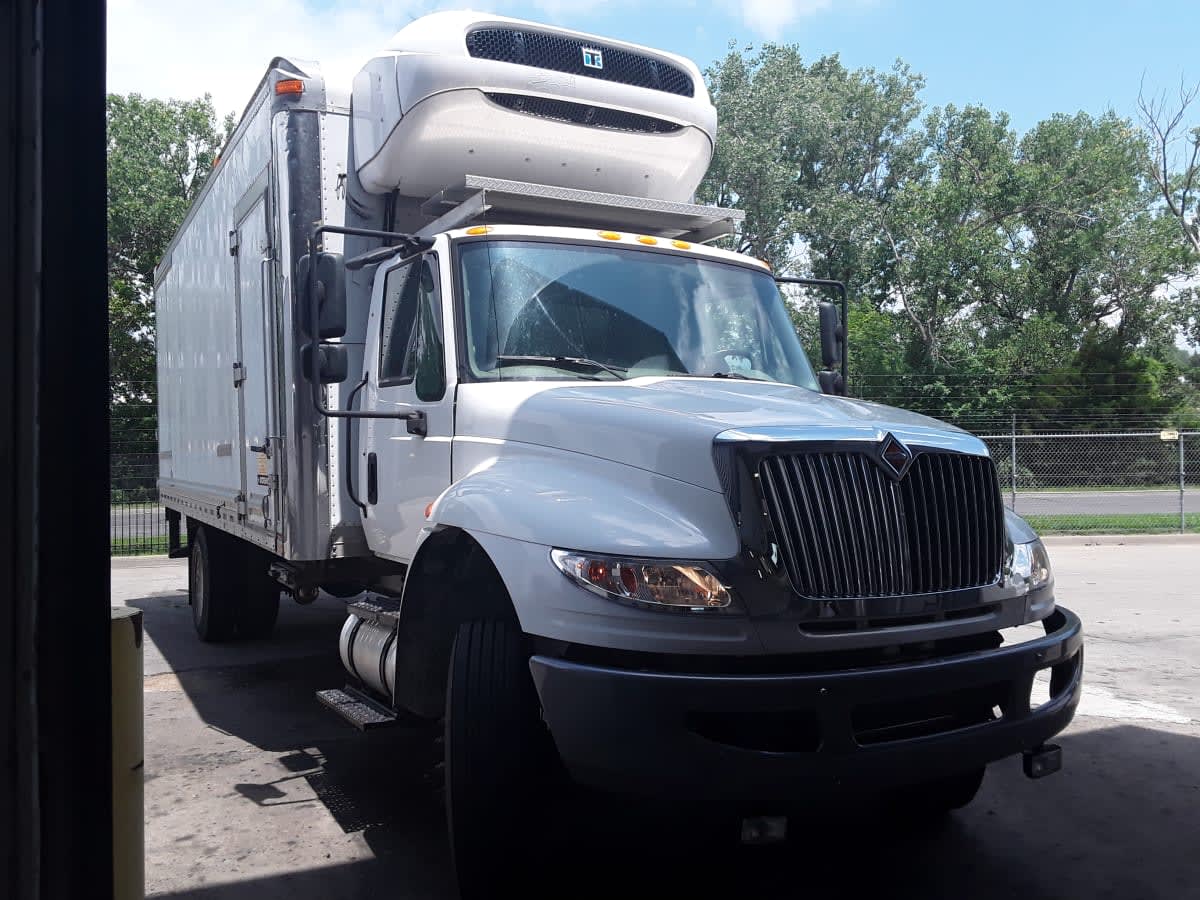 2019 International 4300 in Kansas City, MO — photo 3