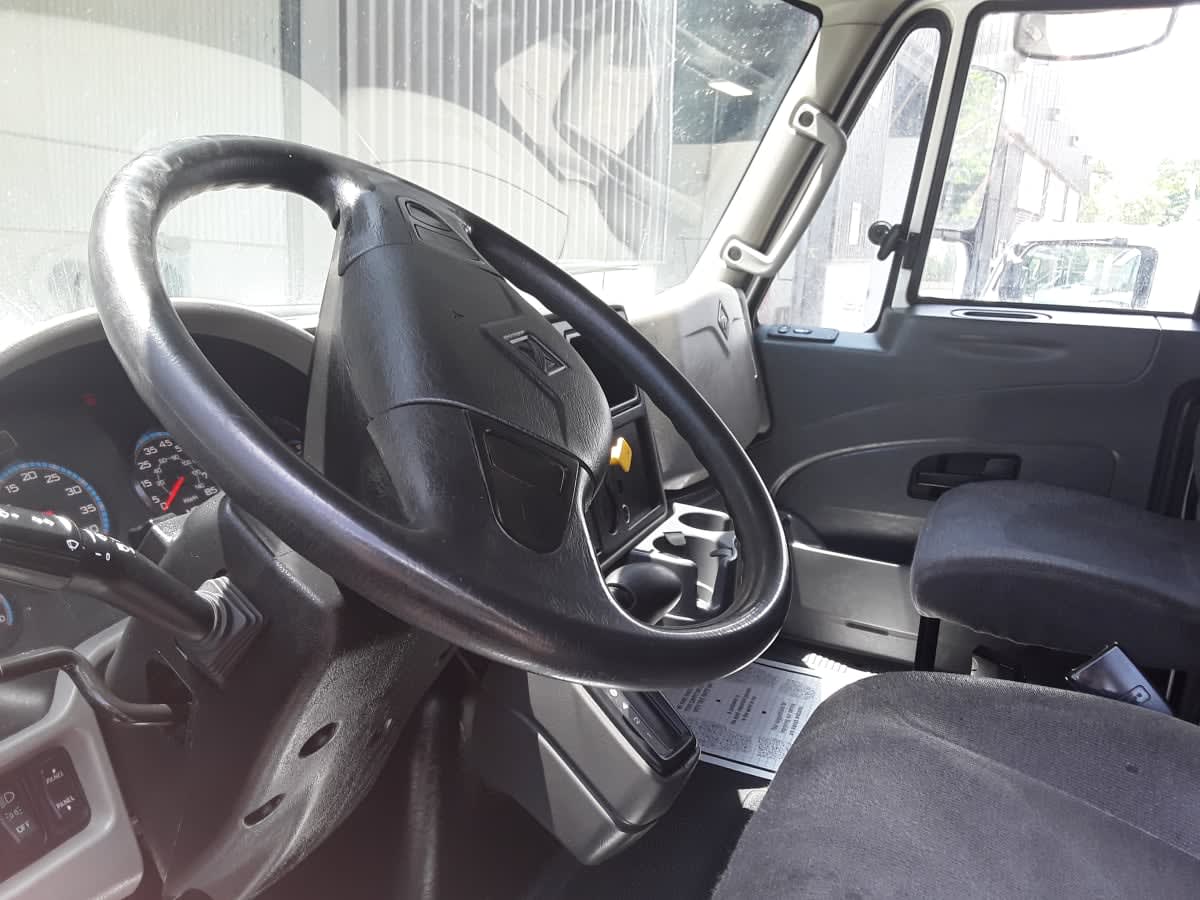 2019 International 4300 in Kansas City, MO — photo 9