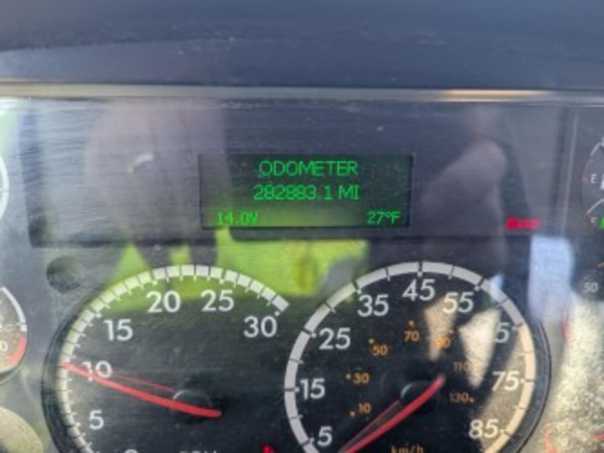 2019 Freightliner M2 106 in Salisbury, MA — photo 10