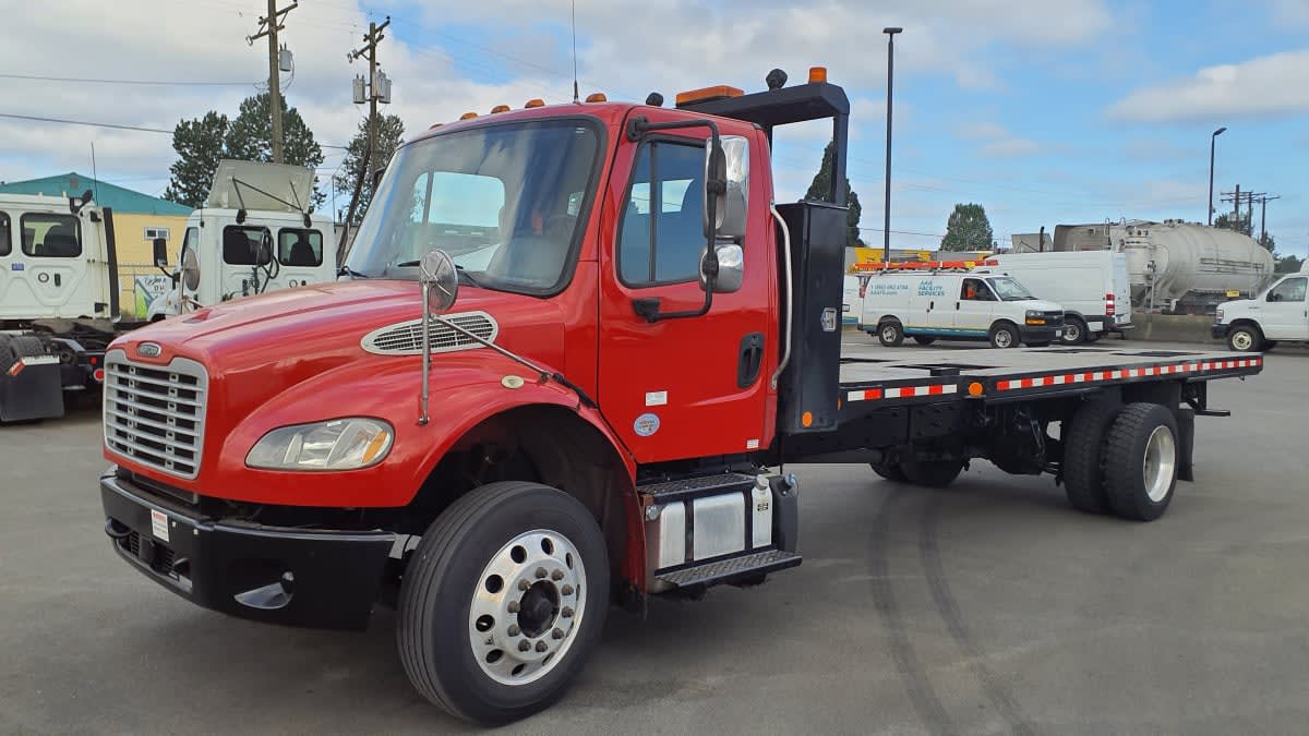 2019 Freightliner M2 106