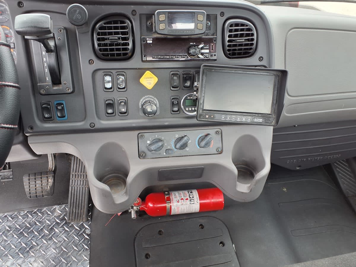 2019 Freightliner M2 106 in Greenville, SC — photo 11