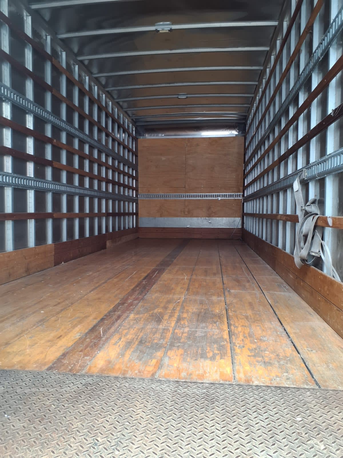 2018 Freightliner M2 106 in Cleveland, OH — photo 8