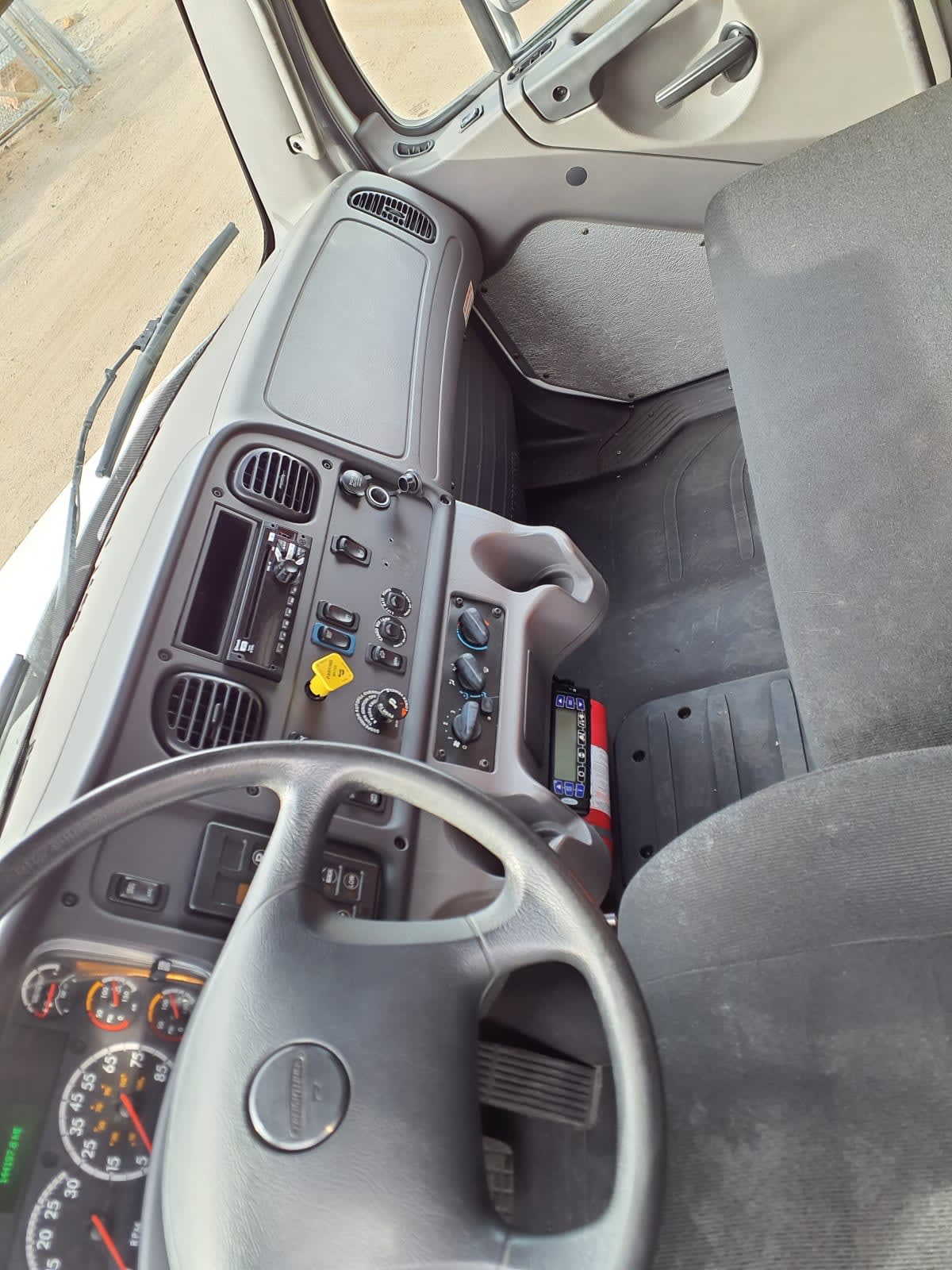 2019 Freightliner M2 106 in Commerce City, CO — photo 8