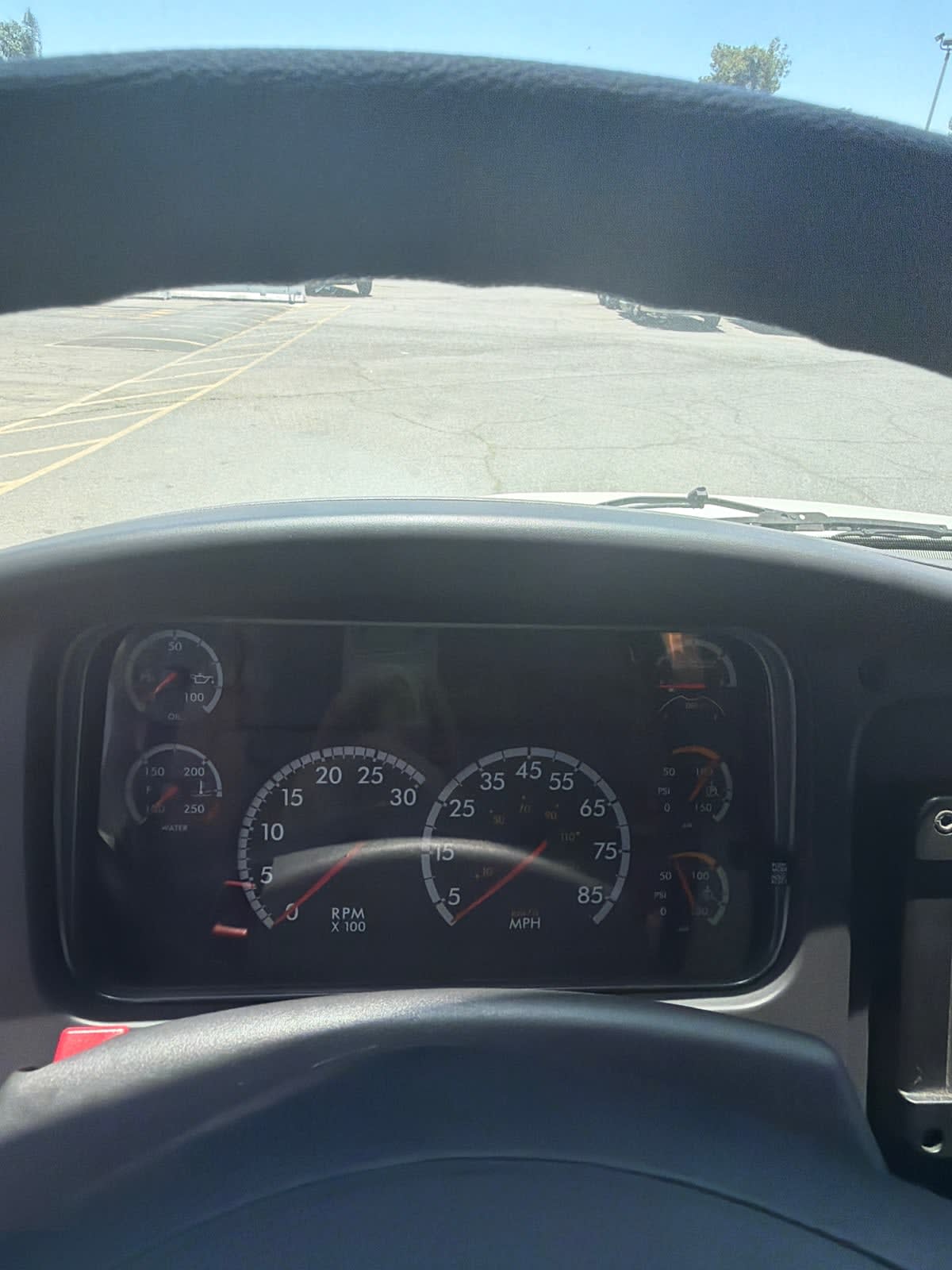 2019 Freightliner M2 106 in Pomona, CA — photo 11
